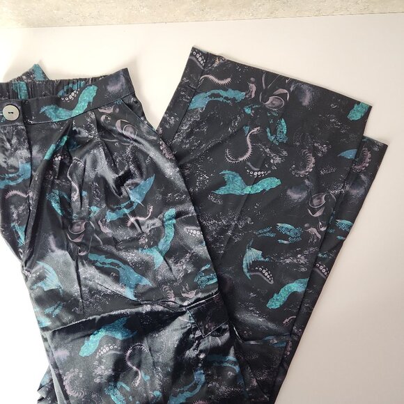 BlackMilk Abyss Wide Leg Satin Cargo Pants high waist 8 Aus / XS 4 US - Picture 2 of 14